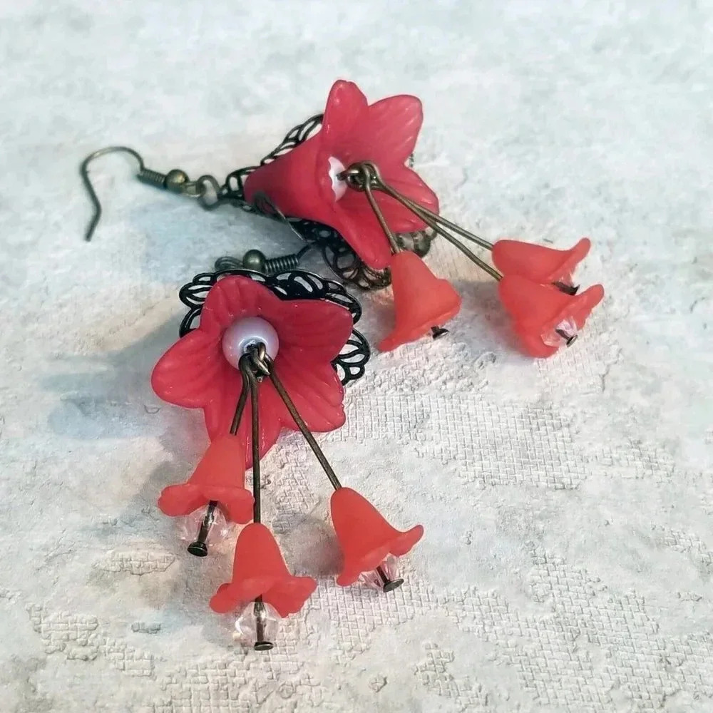Edgy Shades of Red Matte Lucite Flowers Bronze Filigree Victorian Earrings - Picture 2 of 5